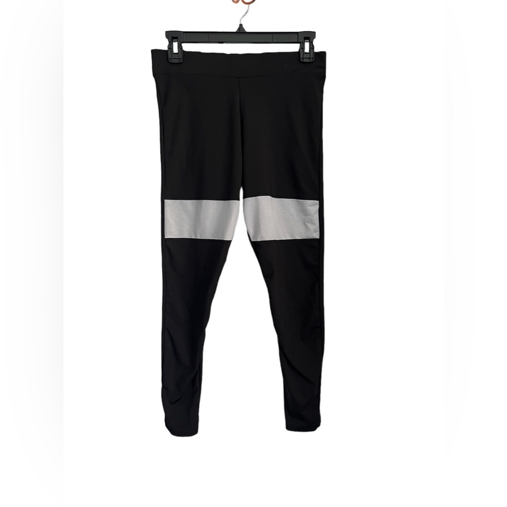 CM Fashion Leggings Size Small Black W/White Mesh Panel On Thigh